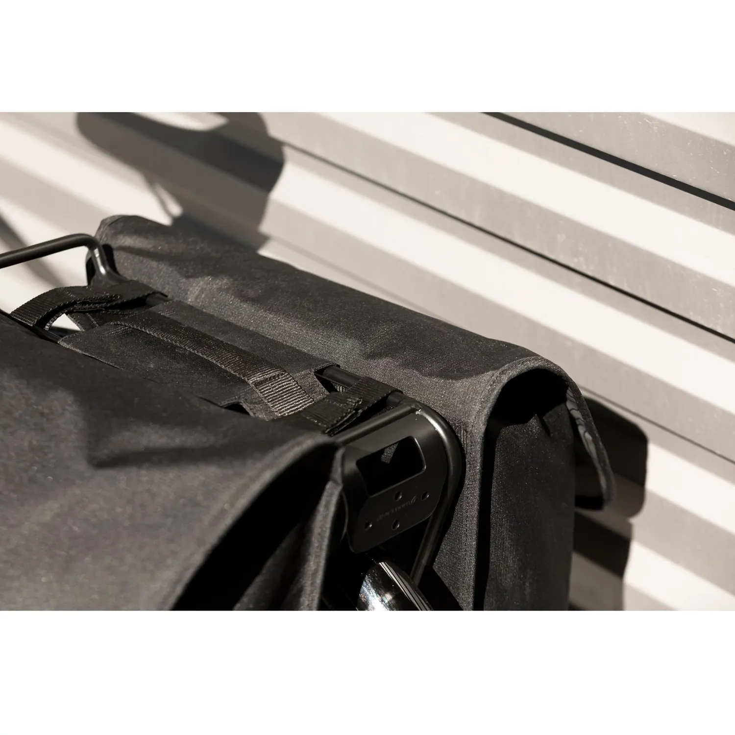 BBN LOCAL SADDLE BAG PANNIER BLACK 25