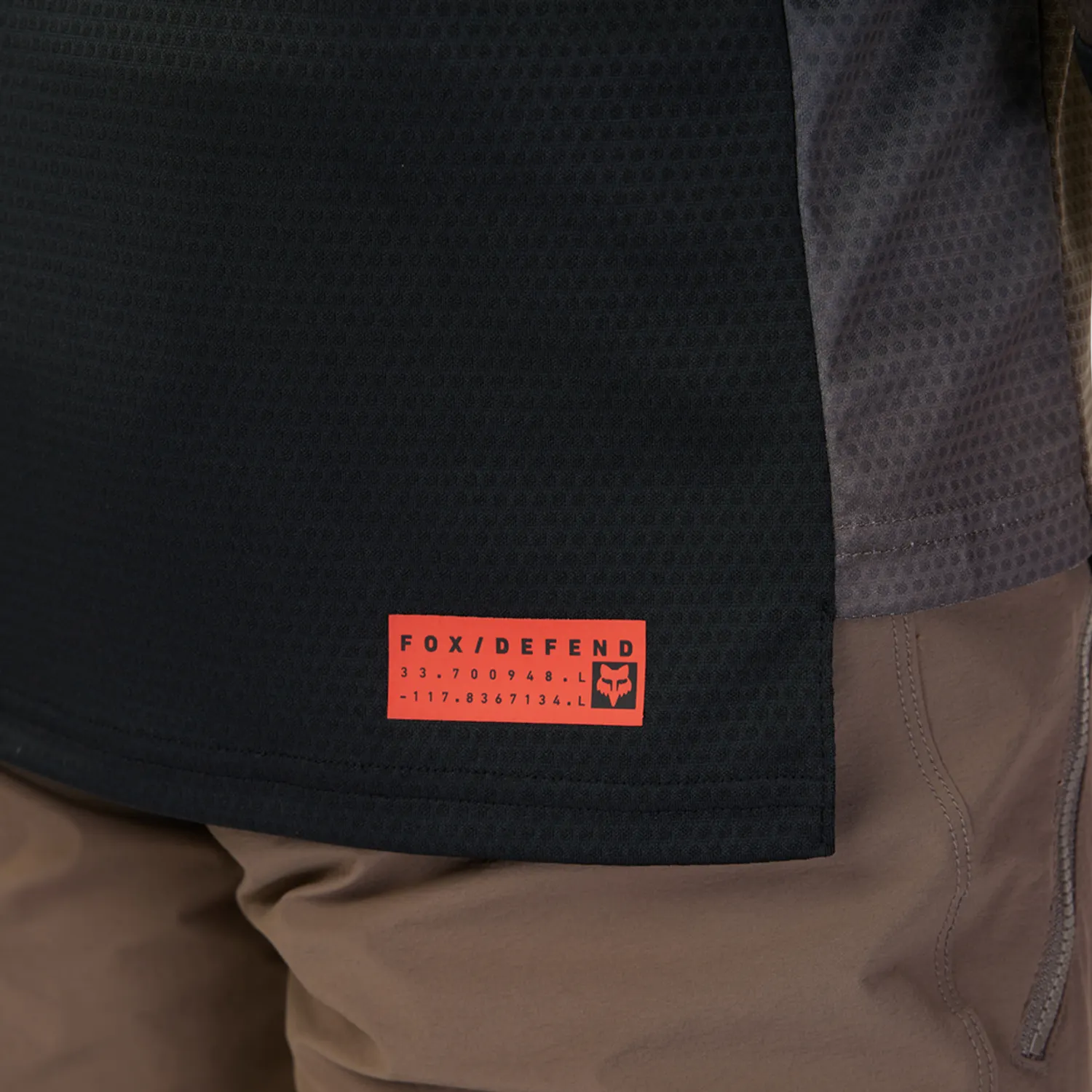 Maglia Maniche Lunghe Defend Cekt