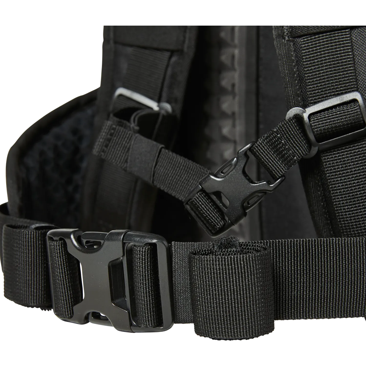 UTILITY HYDRATION PACK - MEDIUM