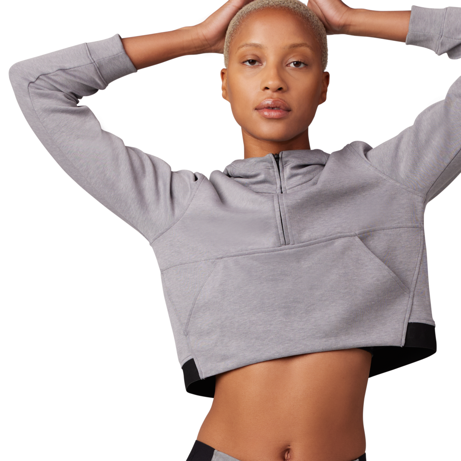 Sweatshirt com Capuz Balance Pullover - Mulher
