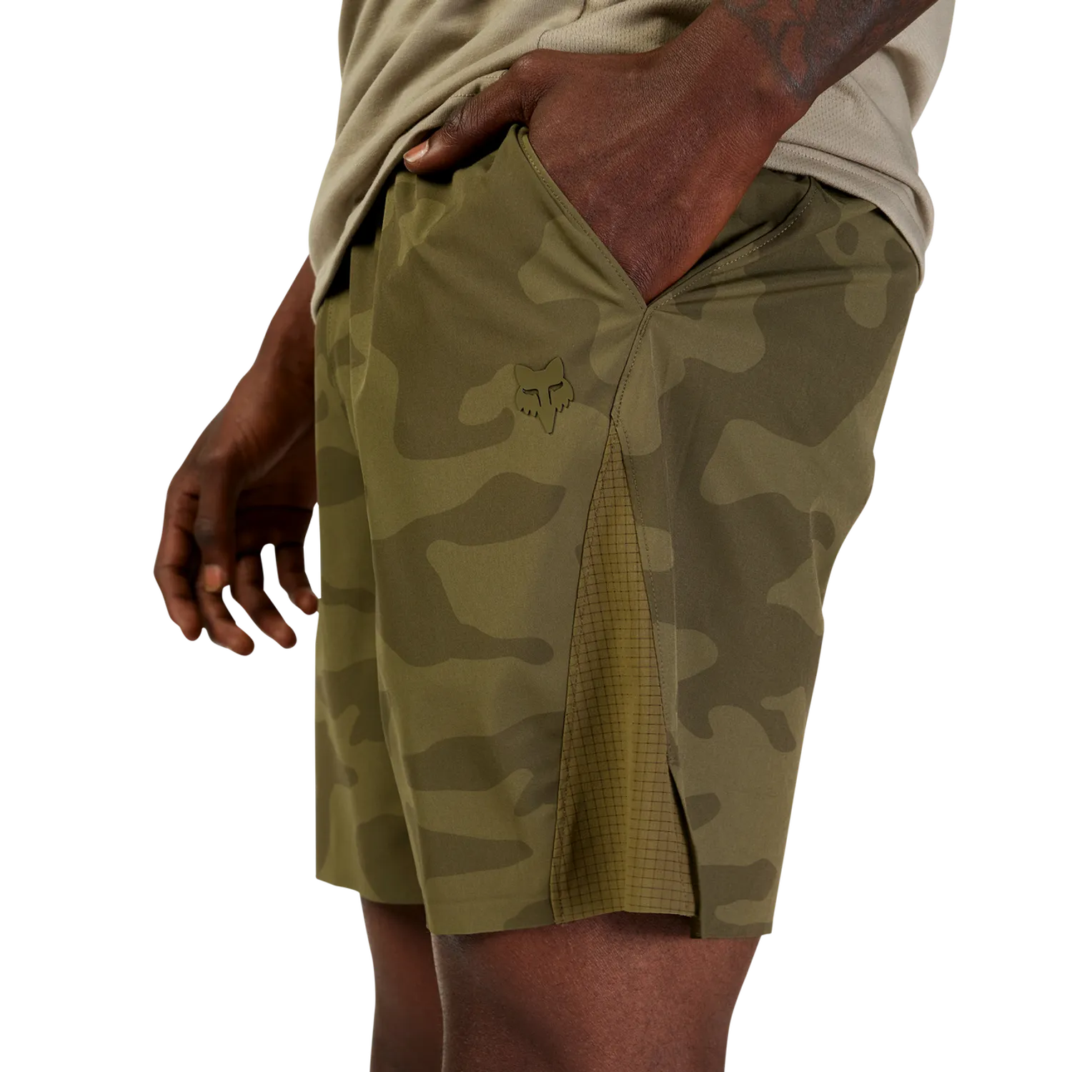 CORE CAMO SHORT 7" 