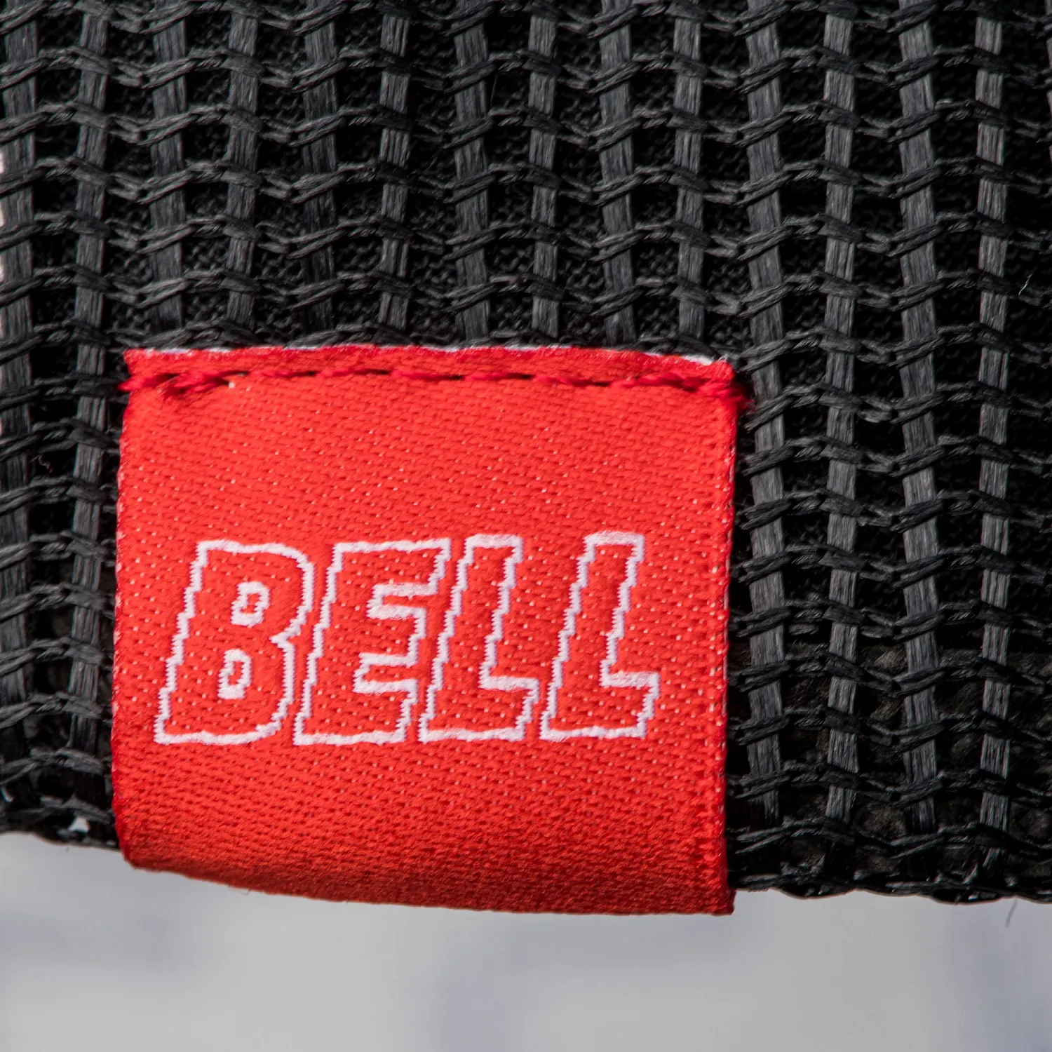 PS BELL CLSC MESH TRCKRCAPCORE CHR/BK