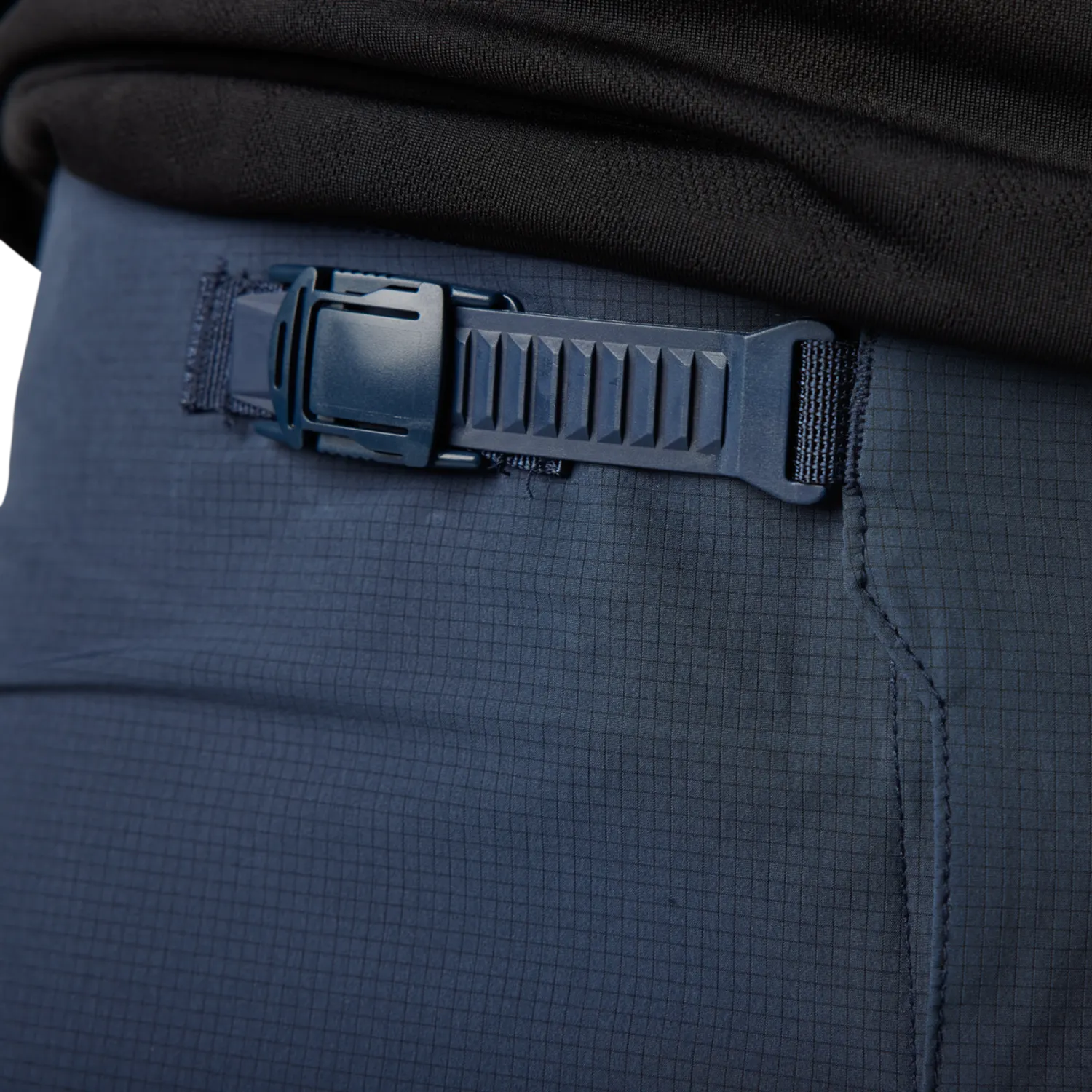 FLEXAIR ASCENT SHORT 