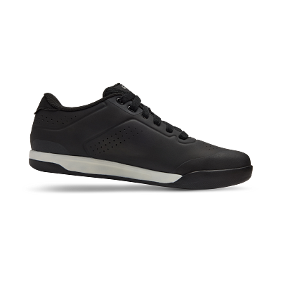 Latch Schuh