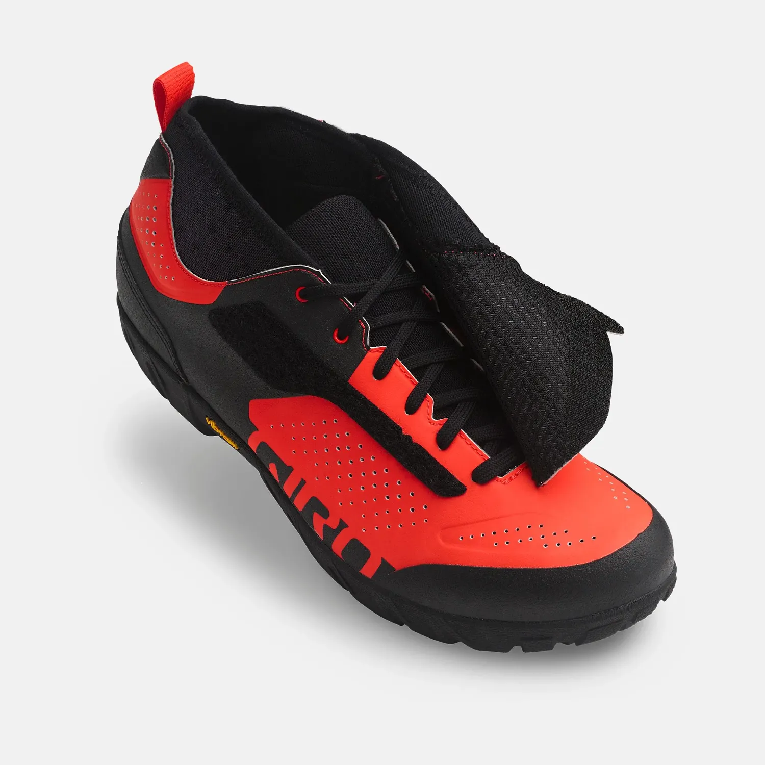 GF TERRADURO MID VERM/BLK M 39 17