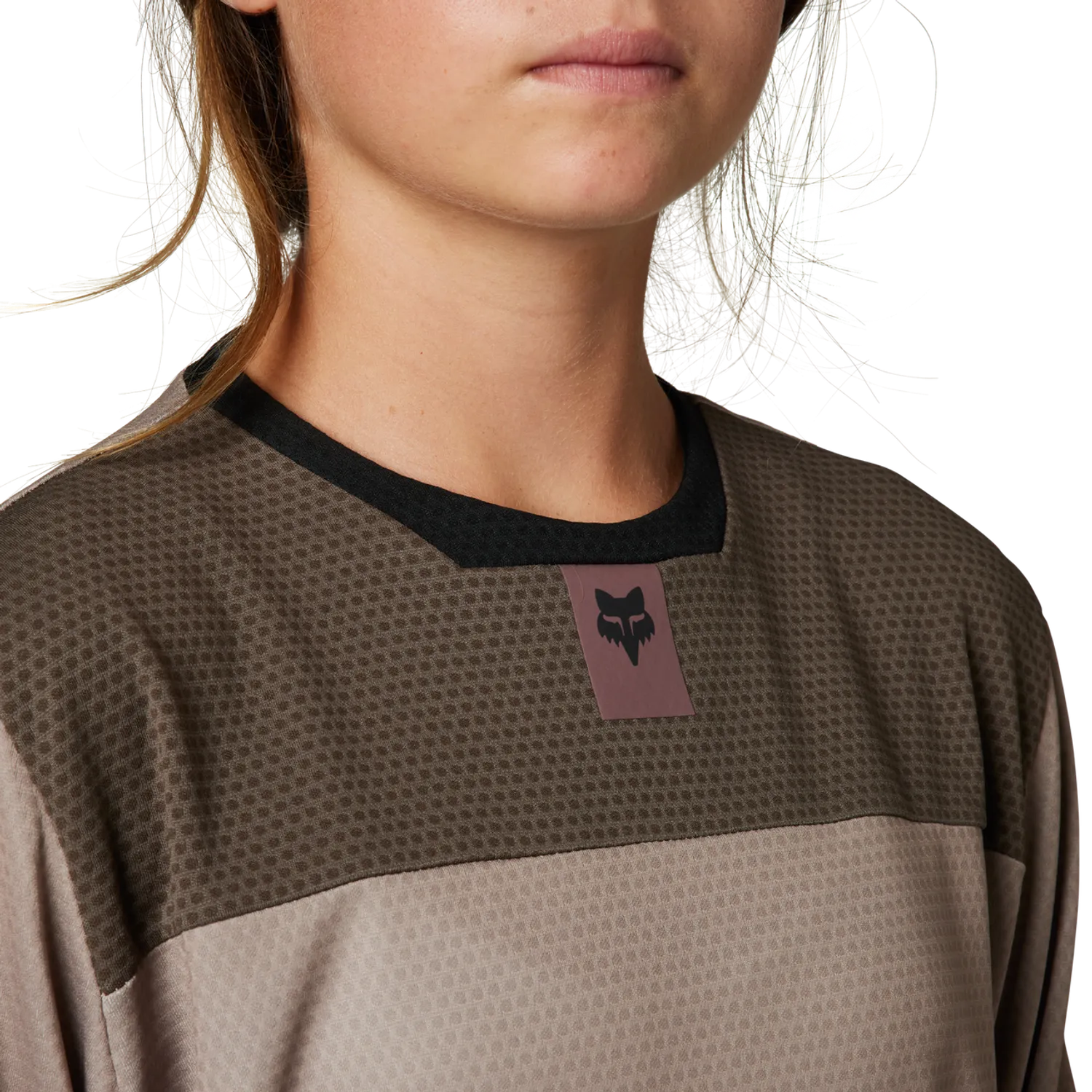 Tienershirt Youth Defend met lange mouw