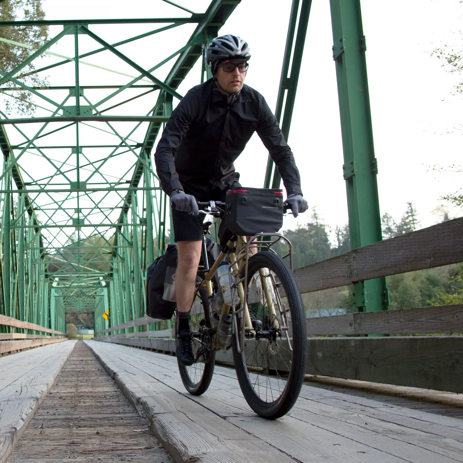 BBN OUTPOST FRONT RACK