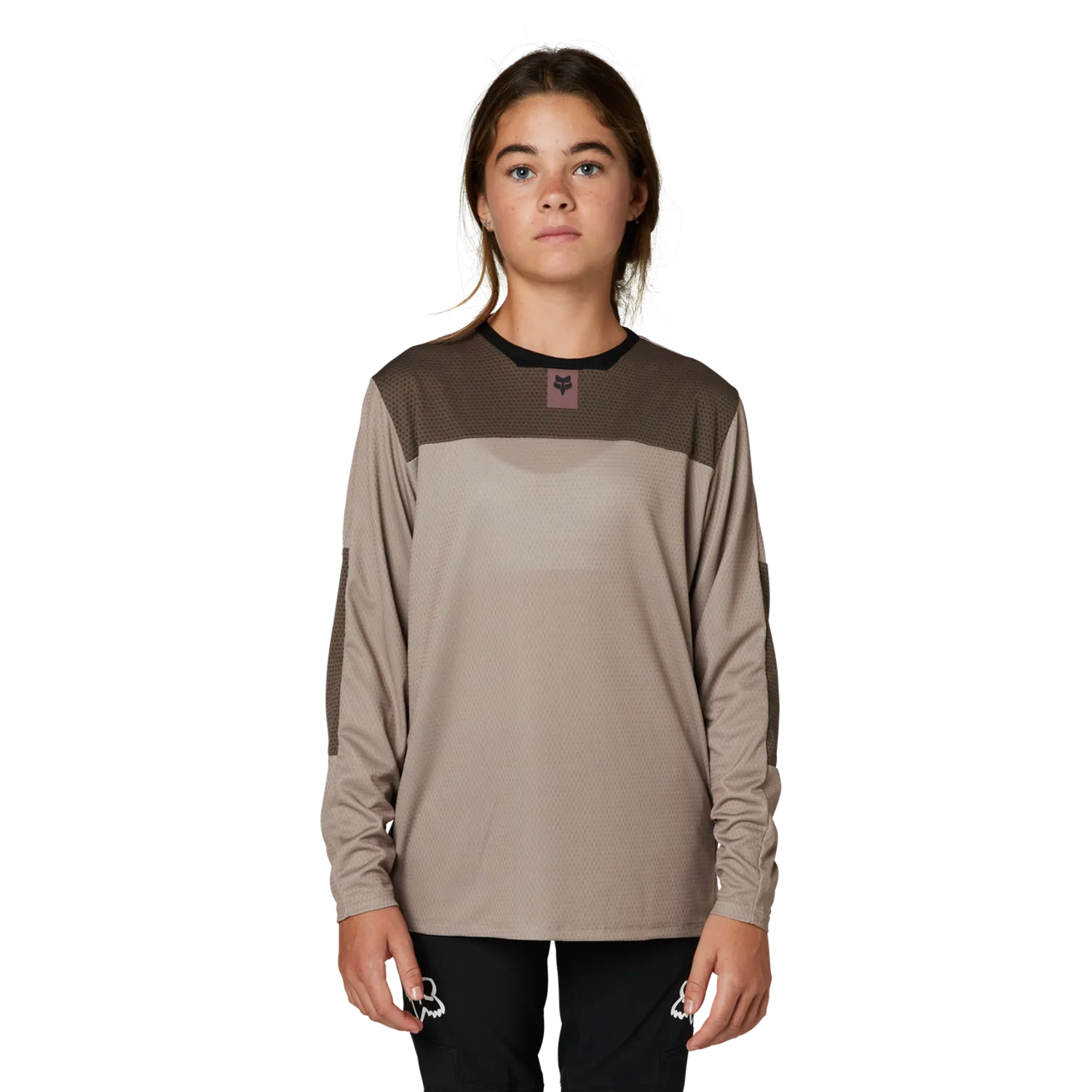 Tienershirt Youth Defend met lange mouw