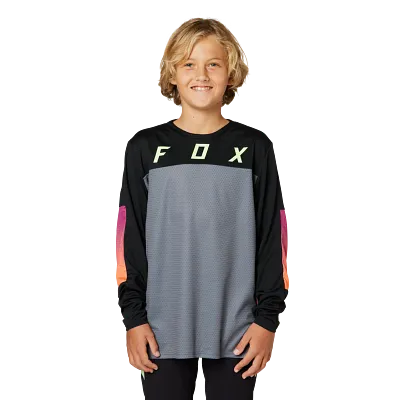 Tienershirt Defend Race Met Lange Mouw