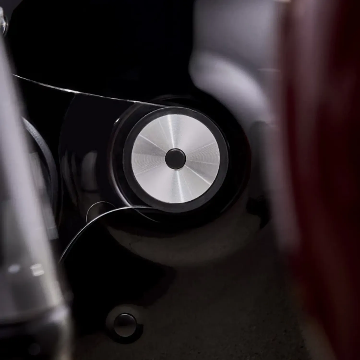 PS BULLITT GT COMMAND MT BK/WH M