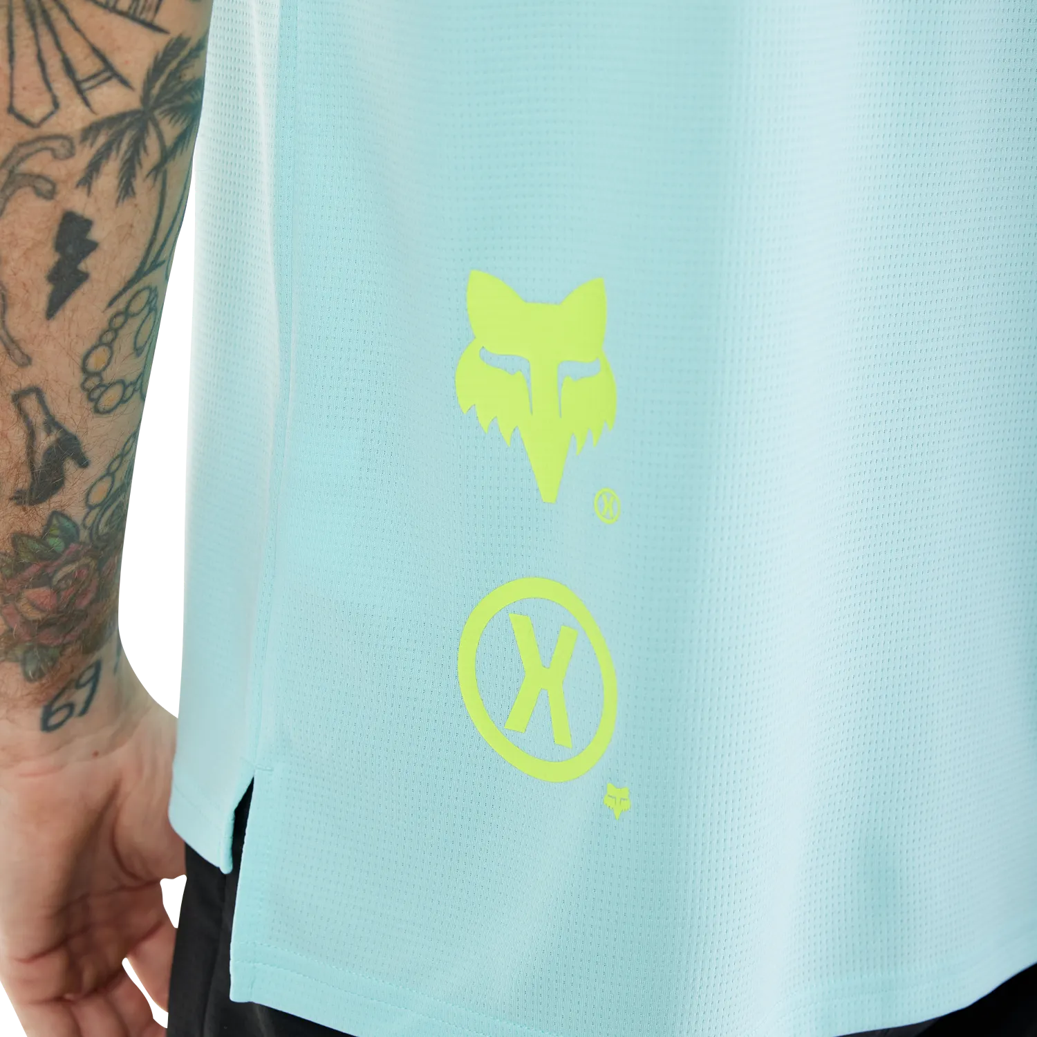 DEFEND SS JERSEY ELEVATED 