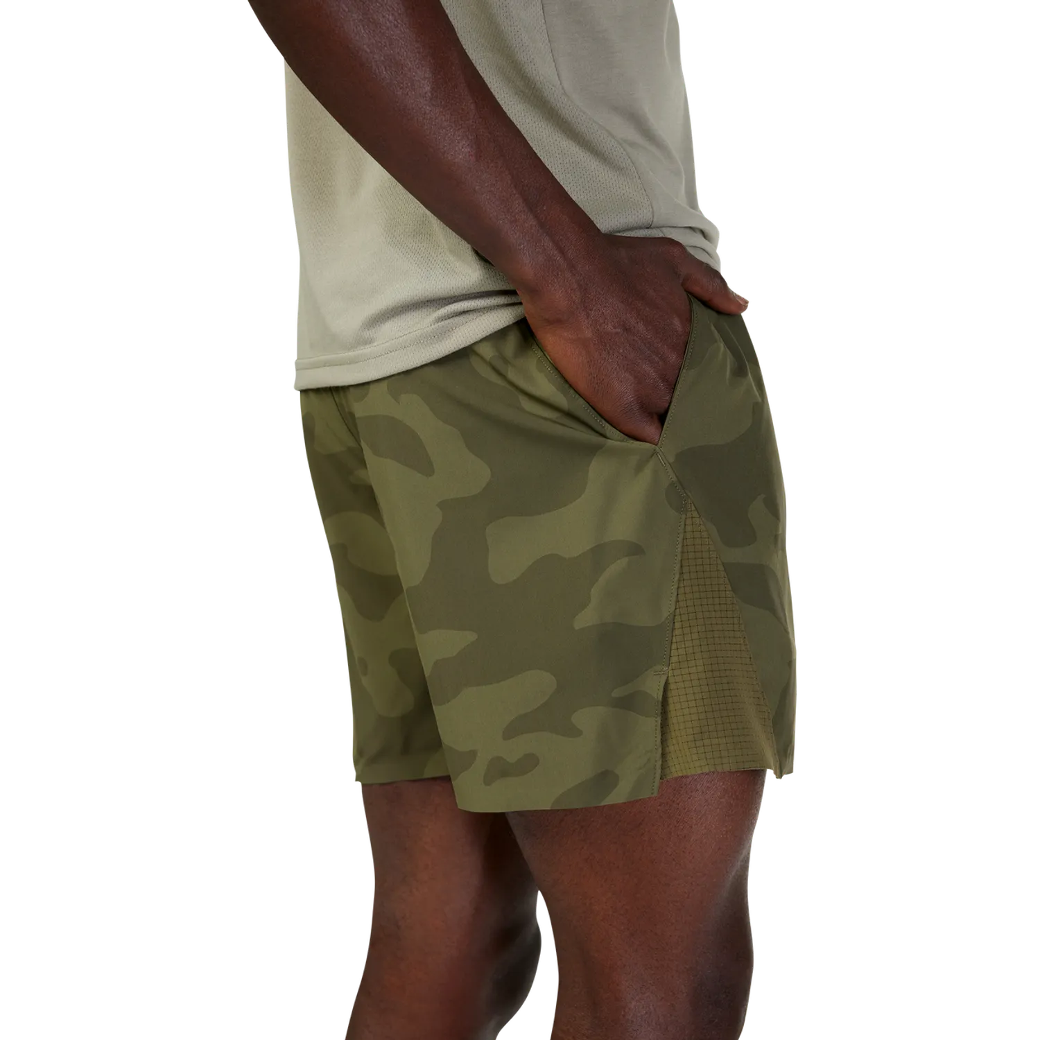 CORE  CAMO SHORT 5" 
