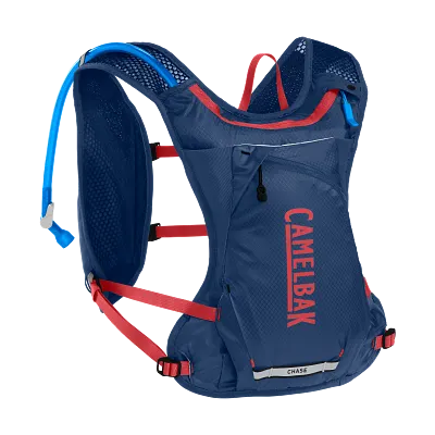 Chase&trade; Race 4 Hydration Vest with Crux&reg; 1.5L Reservoir