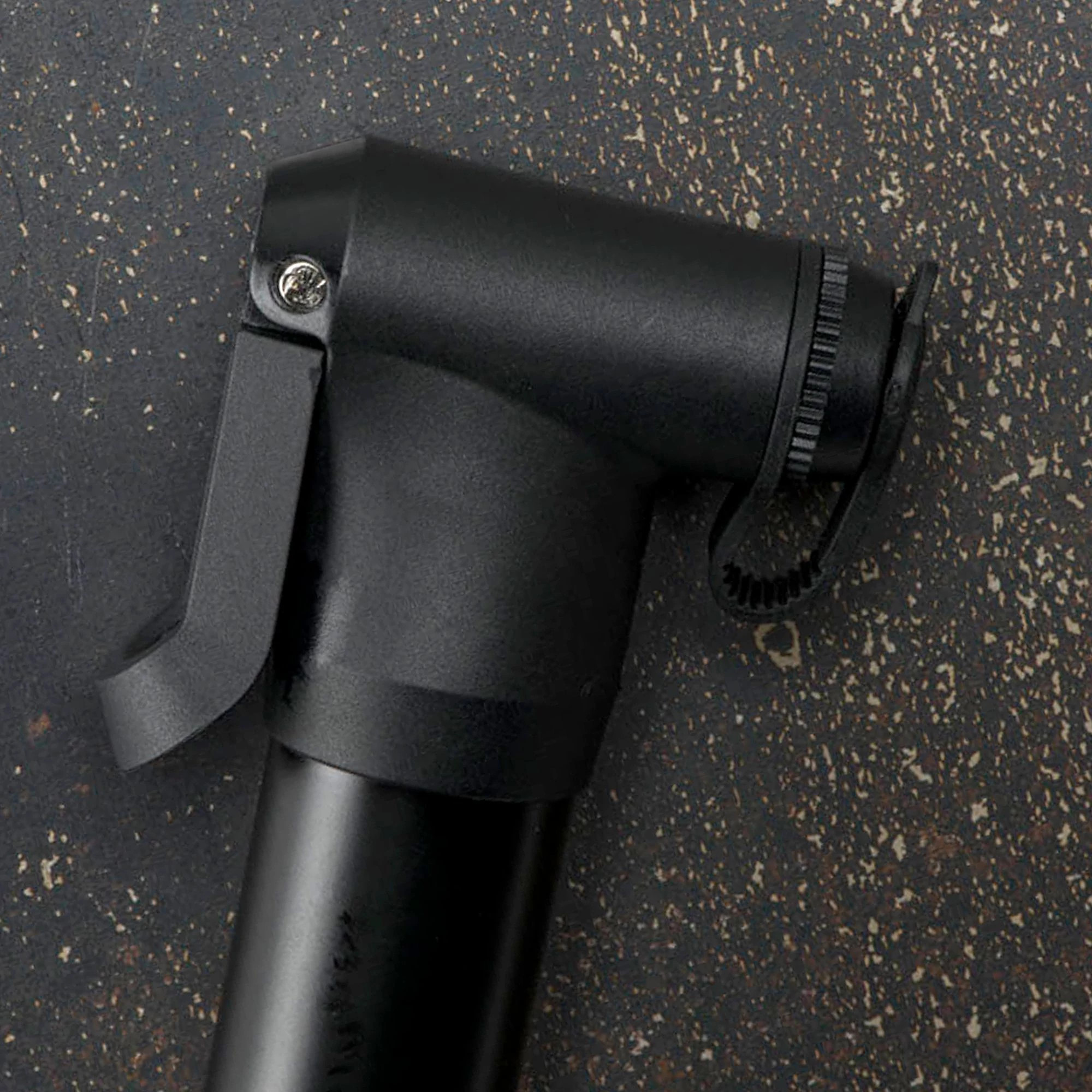 Bell Mountain Anyvalve Pump - Thumbnail 2