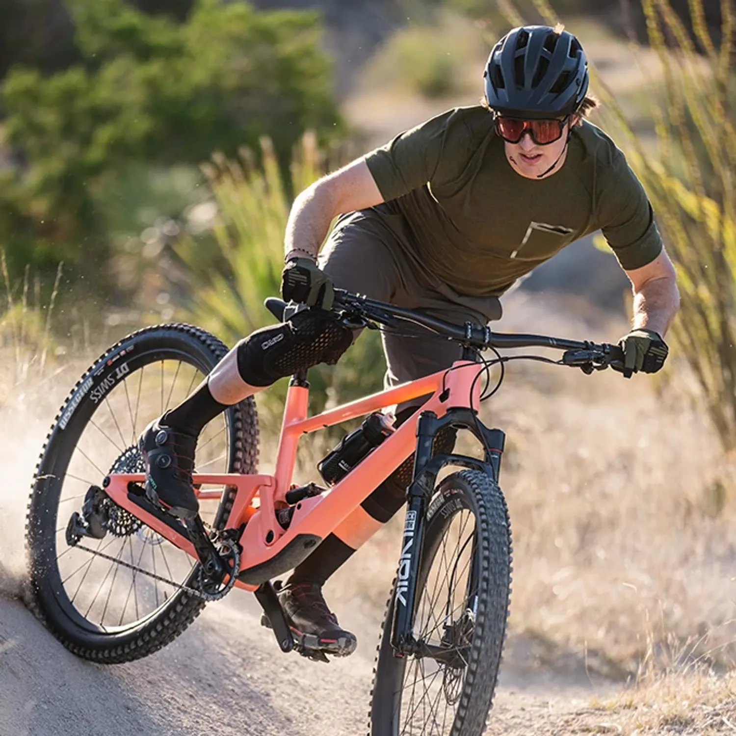 GA LOAM KNEE SLEEVE BK L 24