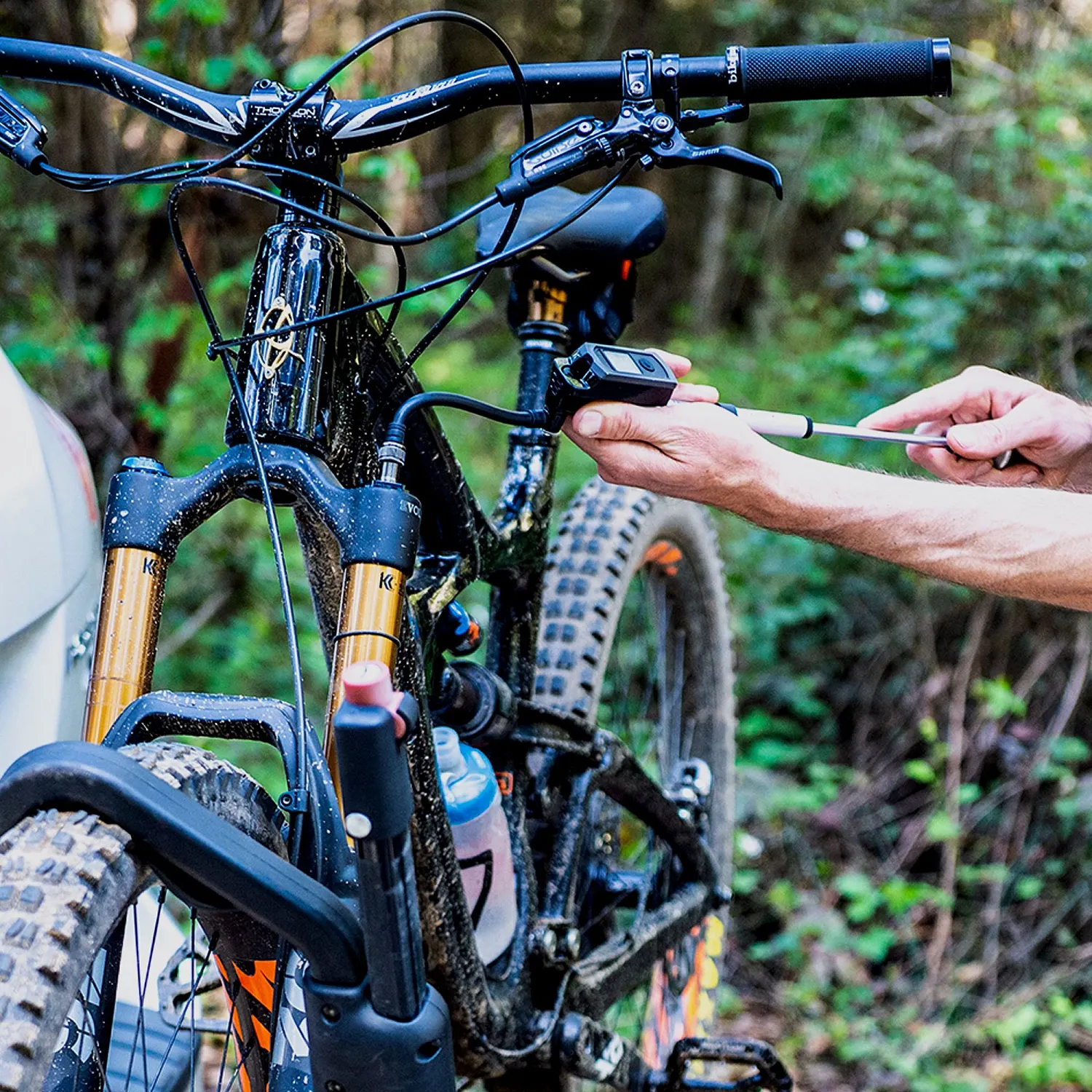 BBN HONEST DIGITAL SHOCK PUMP SLVR