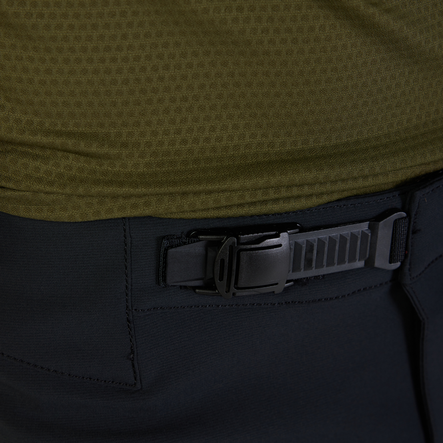 DEFEND PANT [BLK] 36