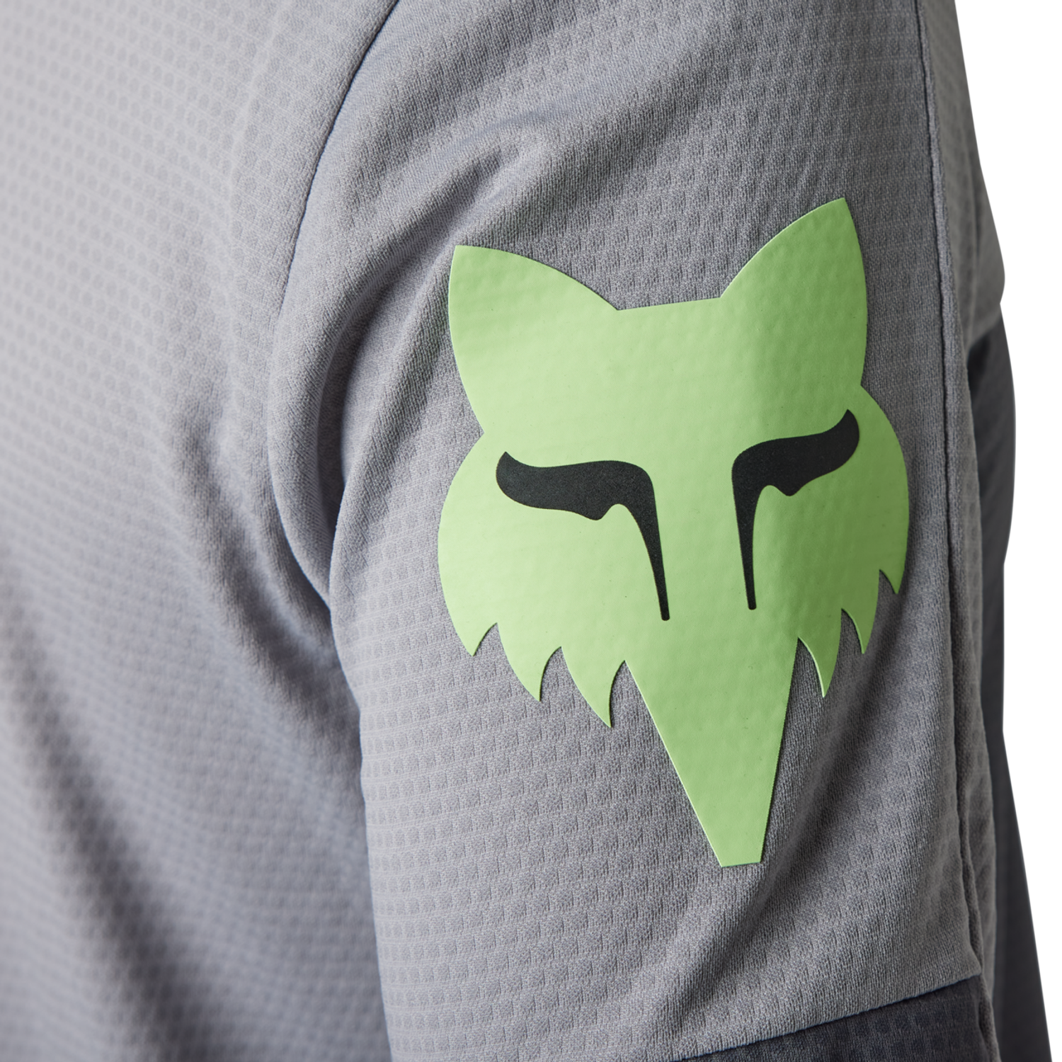 Shirt Defend Cekt met lange mouw