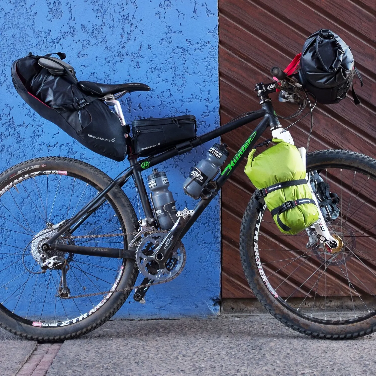 BBN OUTPOST SEAT PACK W/ DRY BAG BLACK