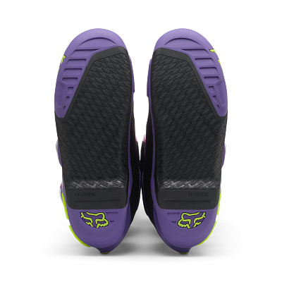 Instinct Boots