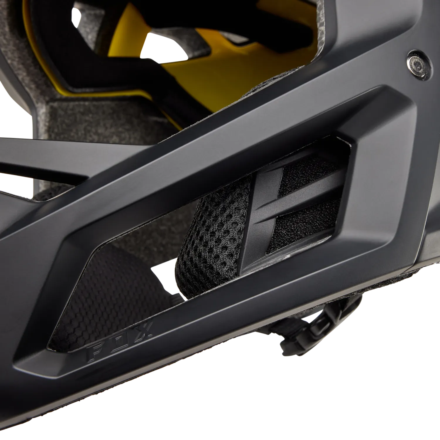 Proframe Matte Black-hjelm