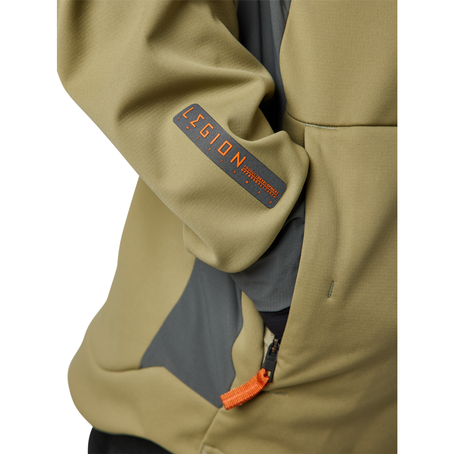 Defend Drive Windbloc Zip Jacket