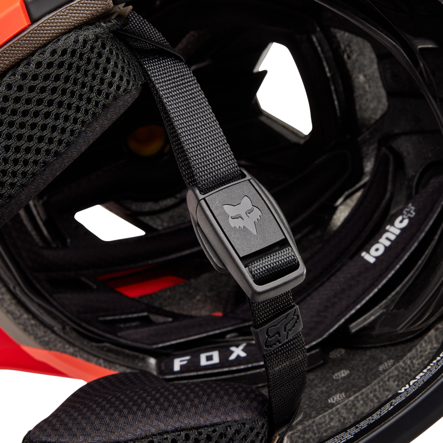 Proframe RS Helmet