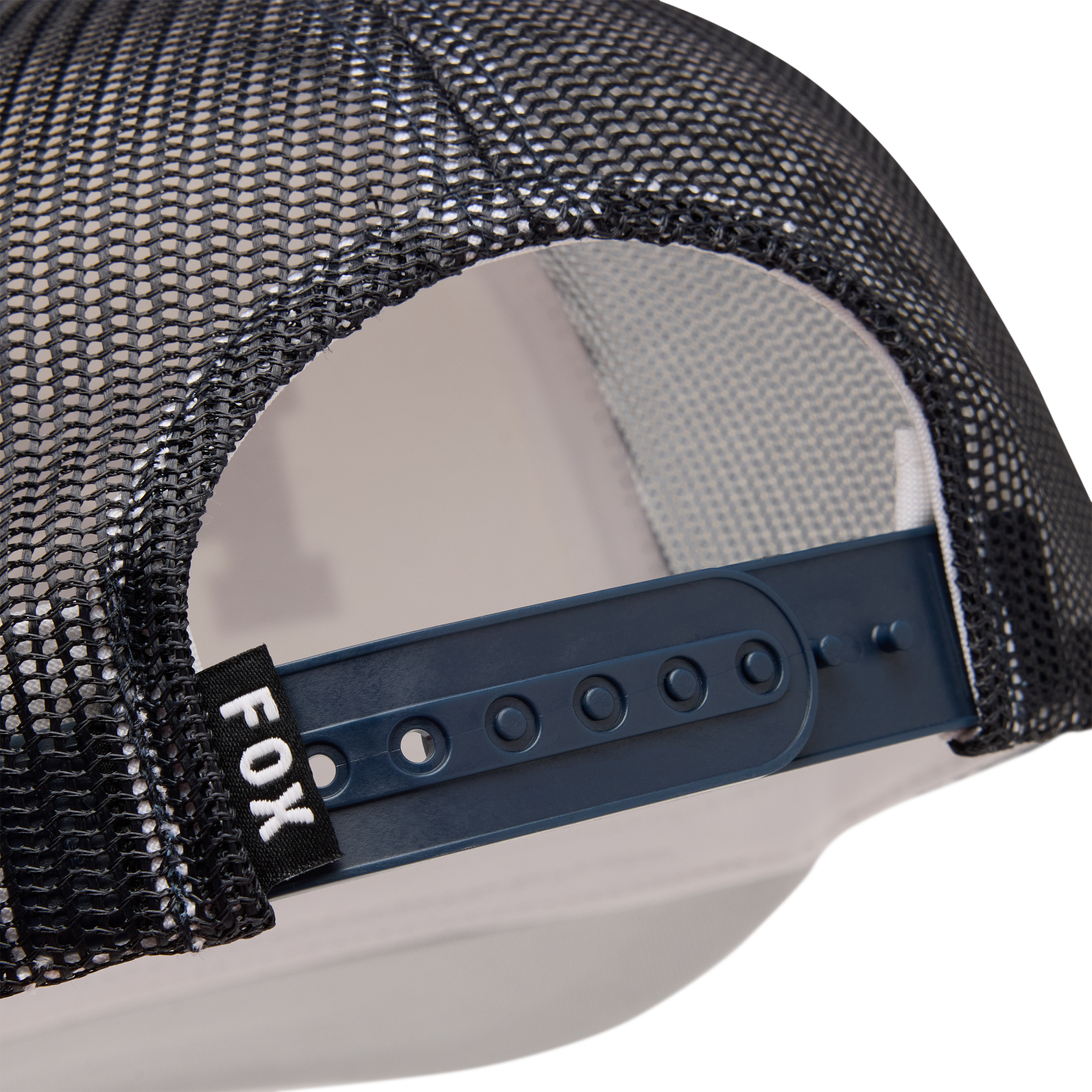 YTH CHECKER MESH TRUCKER HAT [WHT] OS