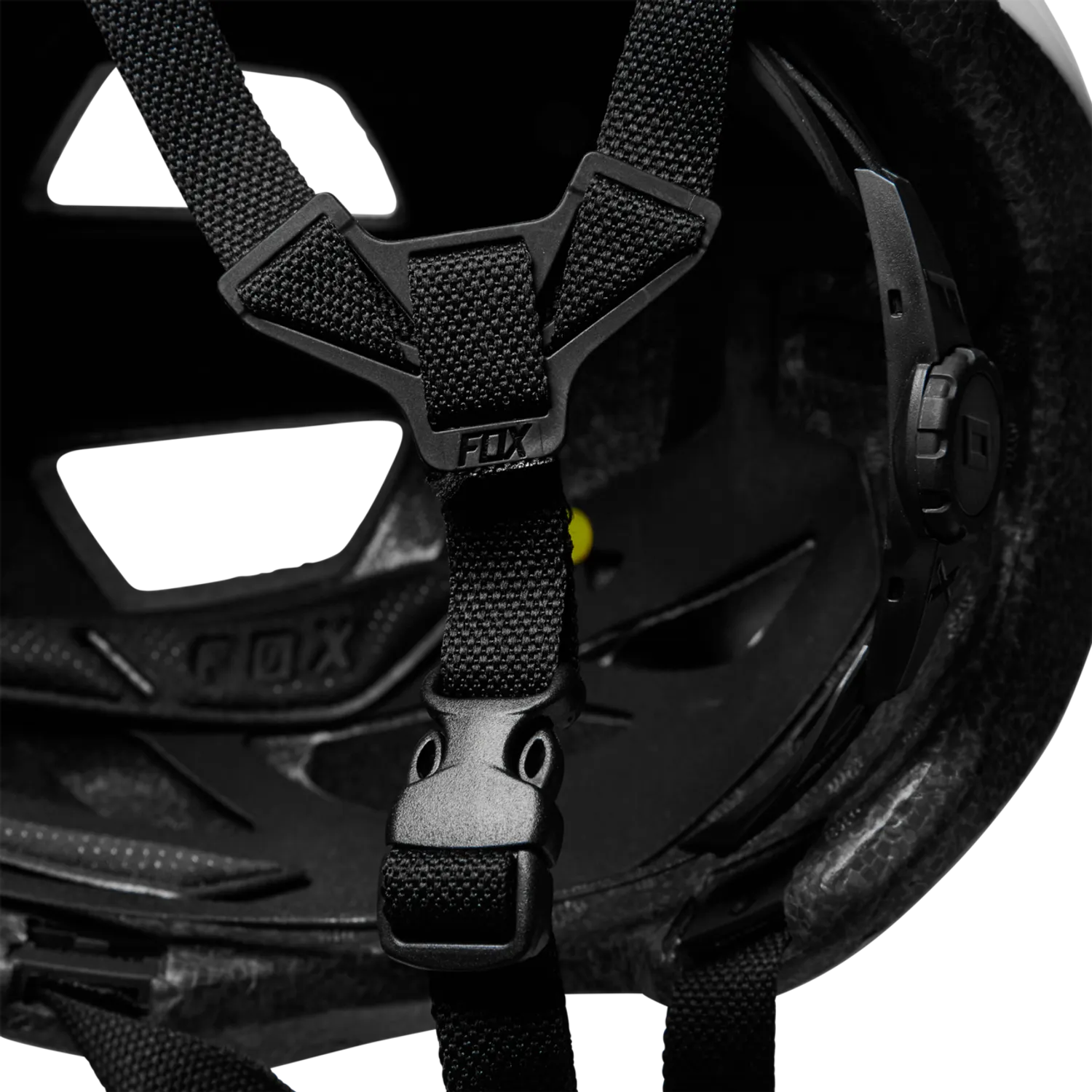 Mainframe MIPS&trade; Hjelm