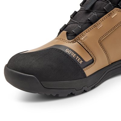 Stiefel Fox Defend ADV