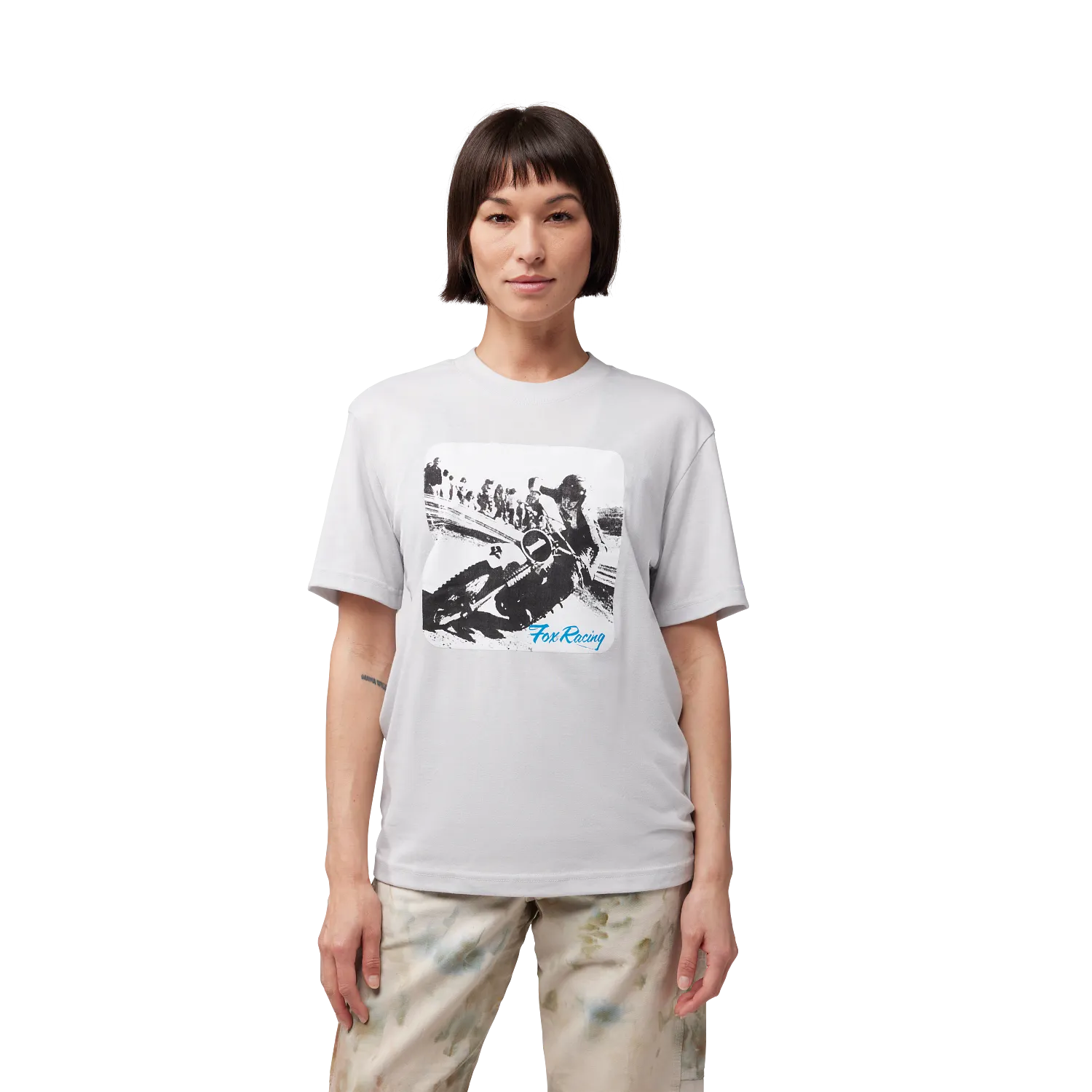 W SCRIPTED PHOTO SS TEE 