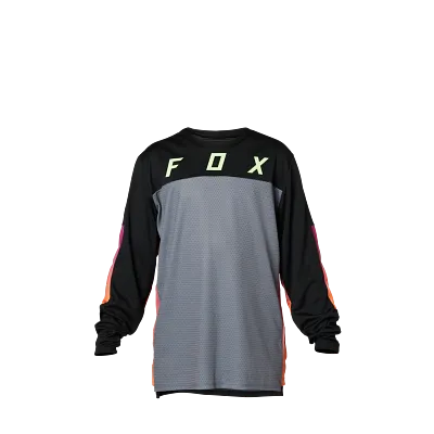 Tienershirt Defend Race Met Lange Mouw