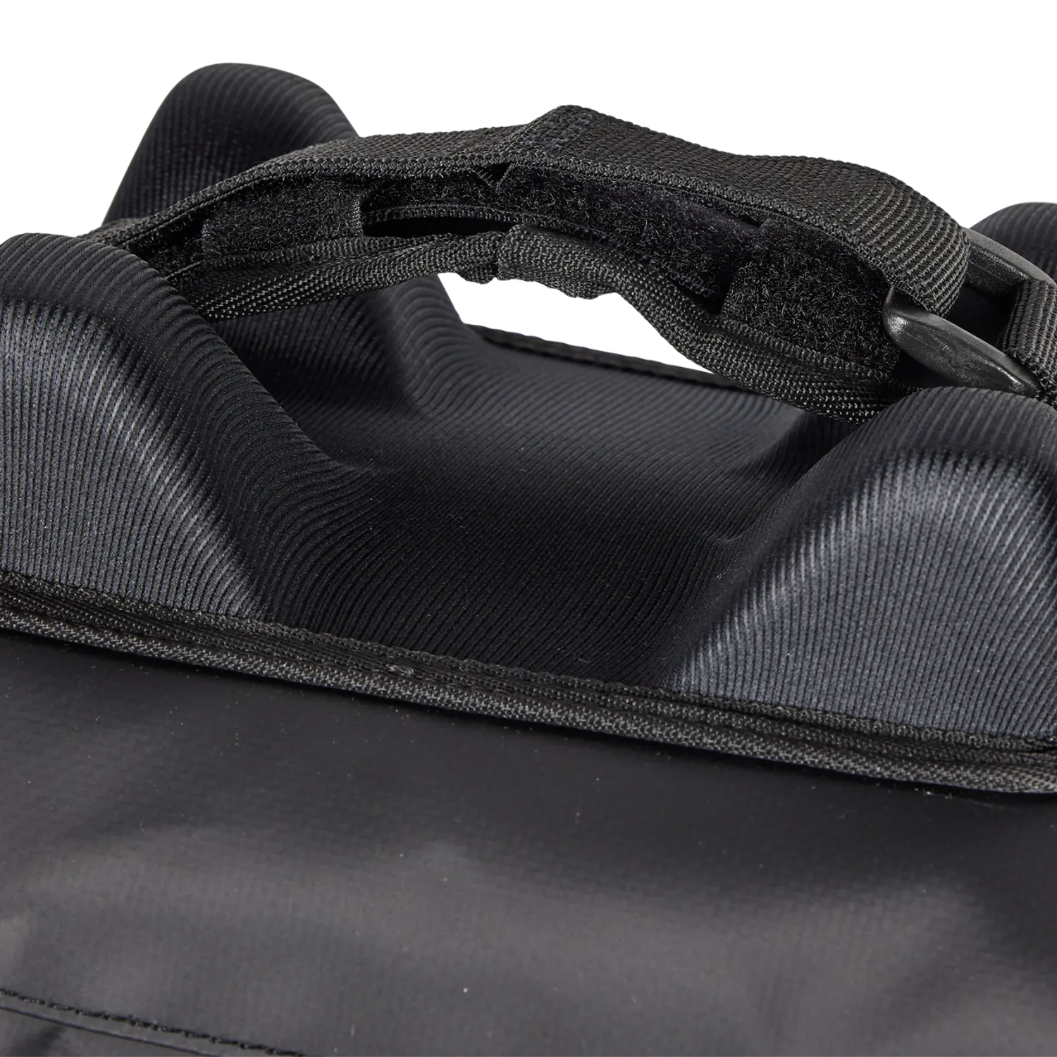 PREMIUM TAILGATE COVER SMALL 