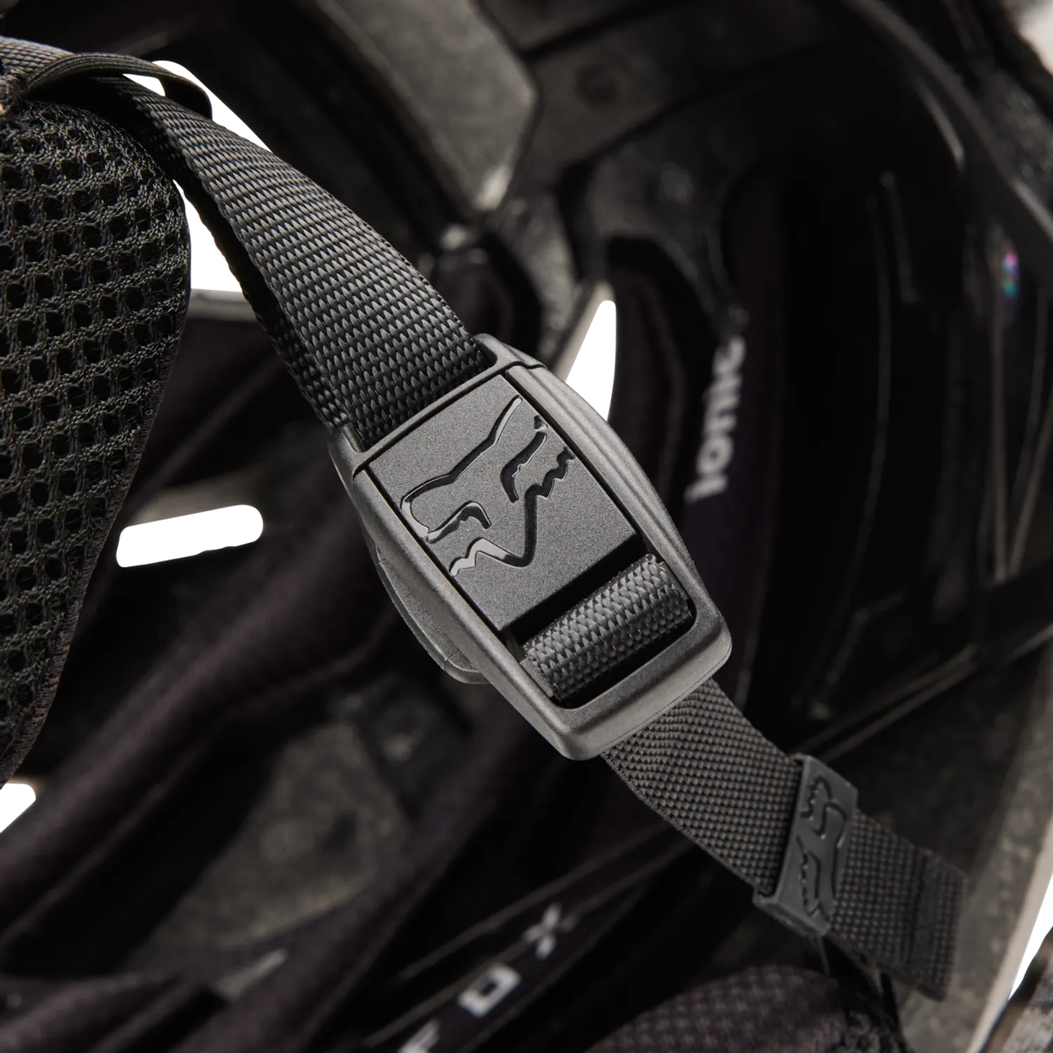 PROFRAME RS MASH [BLK/WHT] S