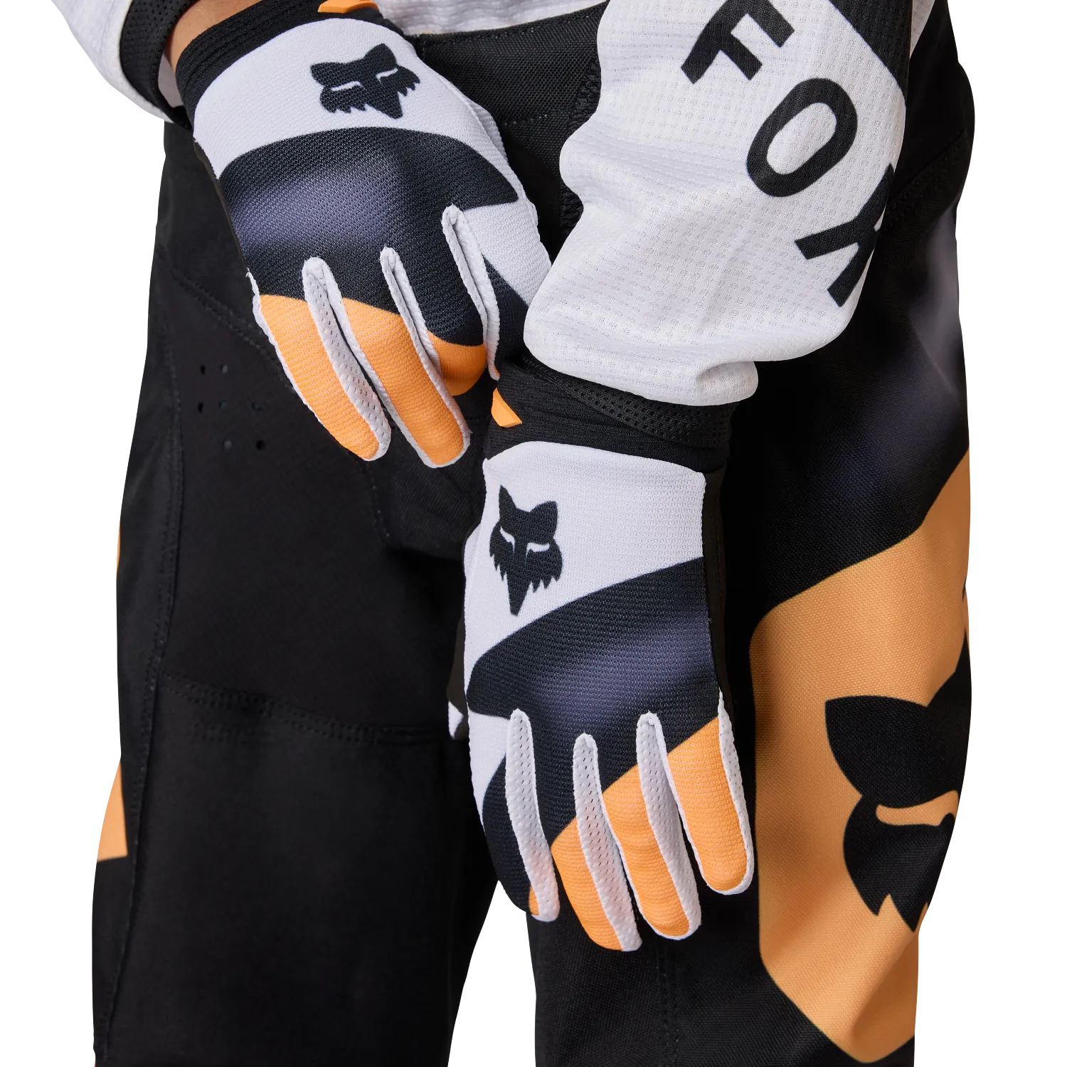 YTH 180 NOBLE JERSEY [BLK/WHT] YS