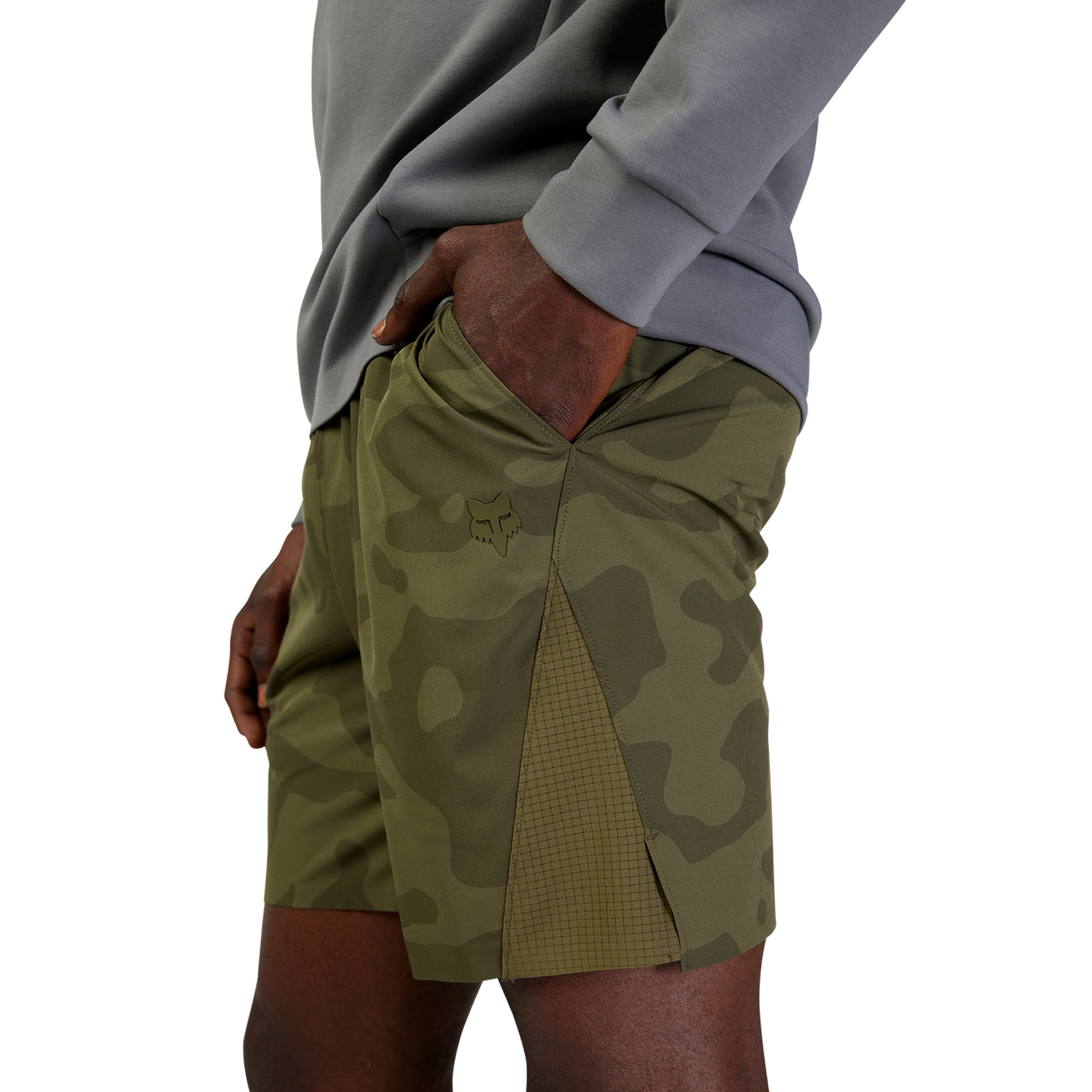CORE CAMO SHORT 7" LINERLESS [GRN CAM] S