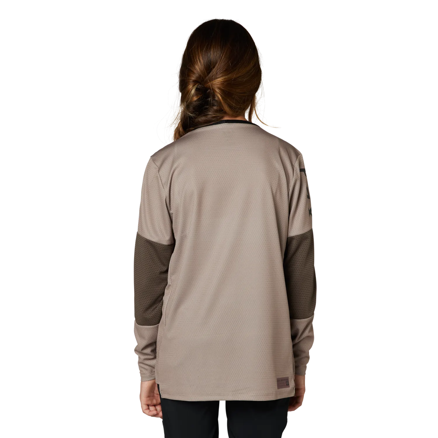 Tienershirt Youth Defend met lange mouw