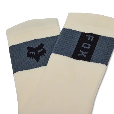 8" Defend Winter Socks